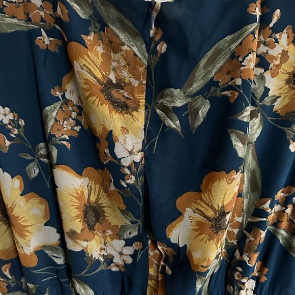NWOT - Women’s Blue Floral Short Sleeve Midi Dress with Elastic Waistband-Size S - Picture 6 of 9